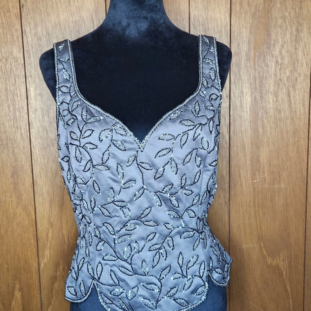 Black Tie by Oleg Cassini Gorgeous Gray Beaded Top Brand New Tag On Size 14